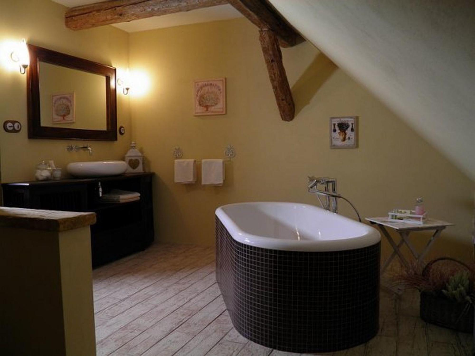 Dvur Olsiny -Hotel And Horse-Riding การ์วินา ห้อง รูปภาพ