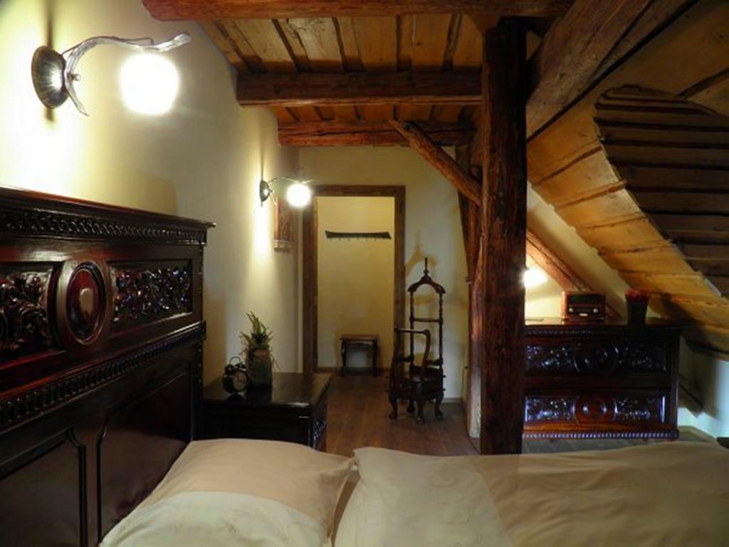 Dvur Olsiny -Hotel And Horse-Riding การ์วินา ห้อง รูปภาพ
