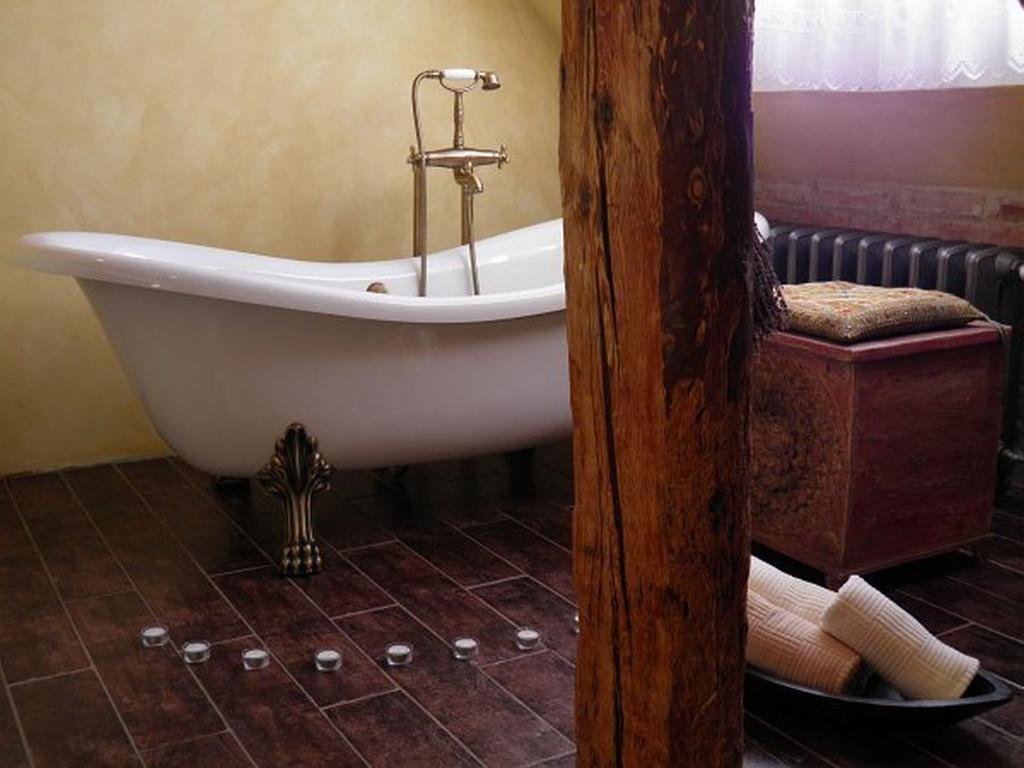 Dvur Olsiny -Hotel And Horse-Riding การ์วินา ห้อง รูปภาพ
